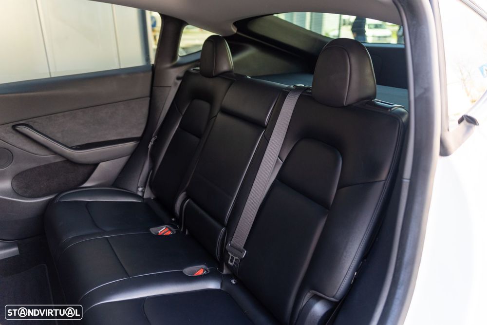 Tesla Model Y RWD - 21