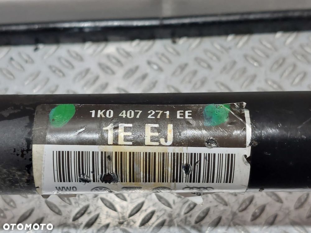 PÓŁOŚ LEWA VW EOS R2007 2,0T NR 1K0407271EE - 2