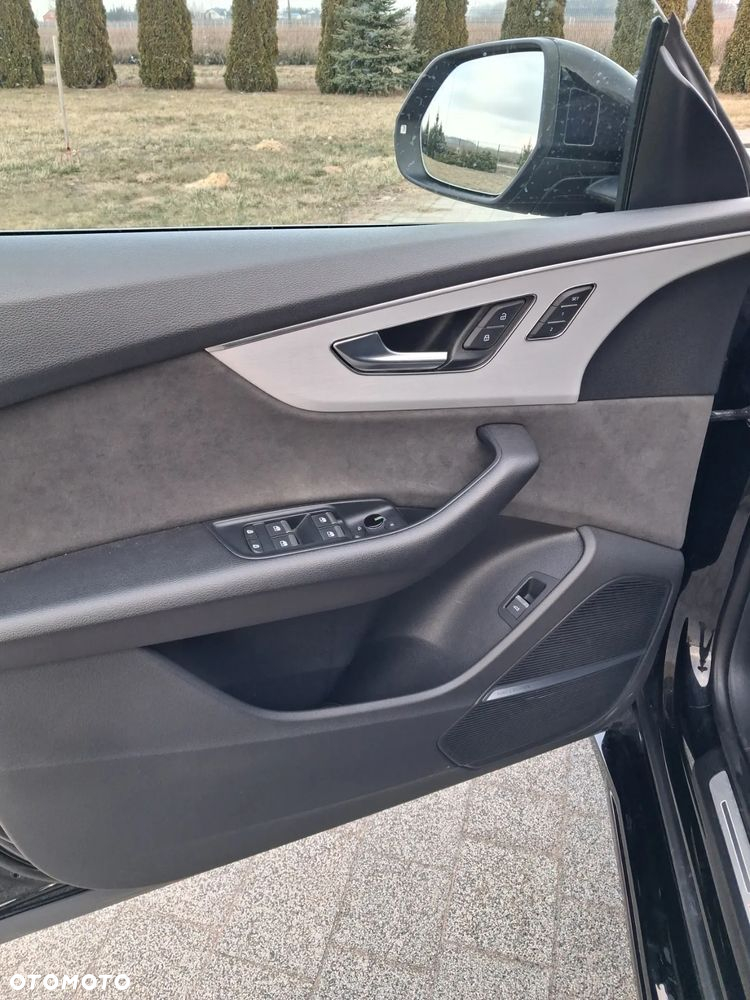 Audi Q8 - 8