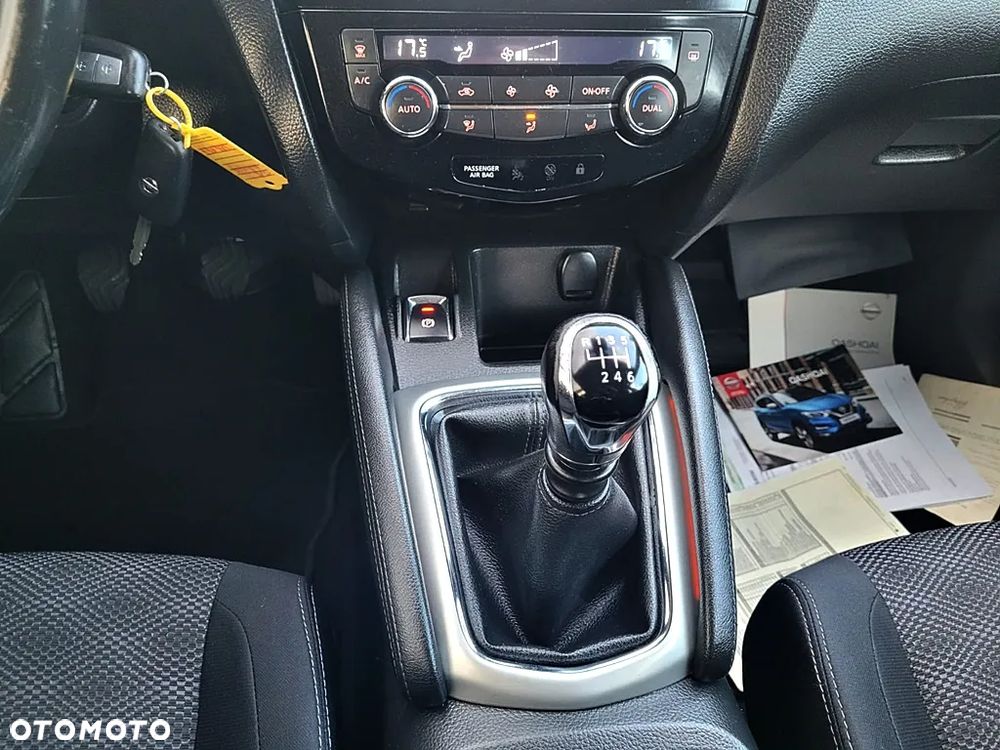 Nissan Qashqai 1.5 dCi Tekna - 19