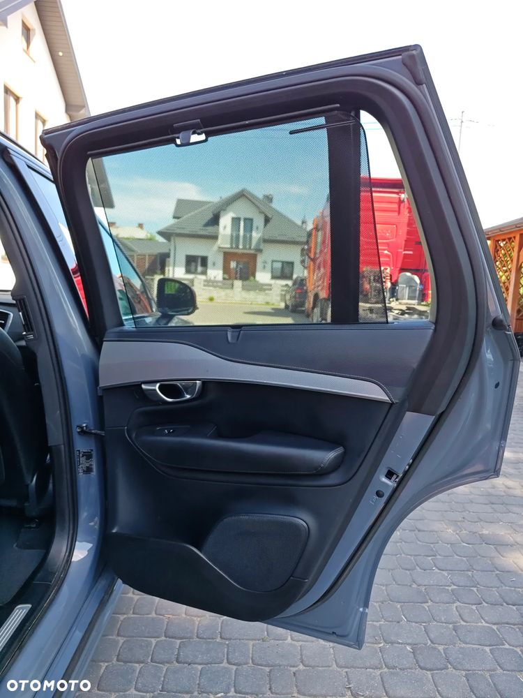 Volvo XC 90 D5 SCR AWD Momentum 7os - 22