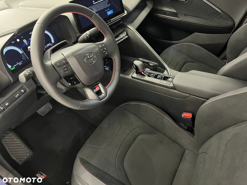 Toyota C-HR - 21