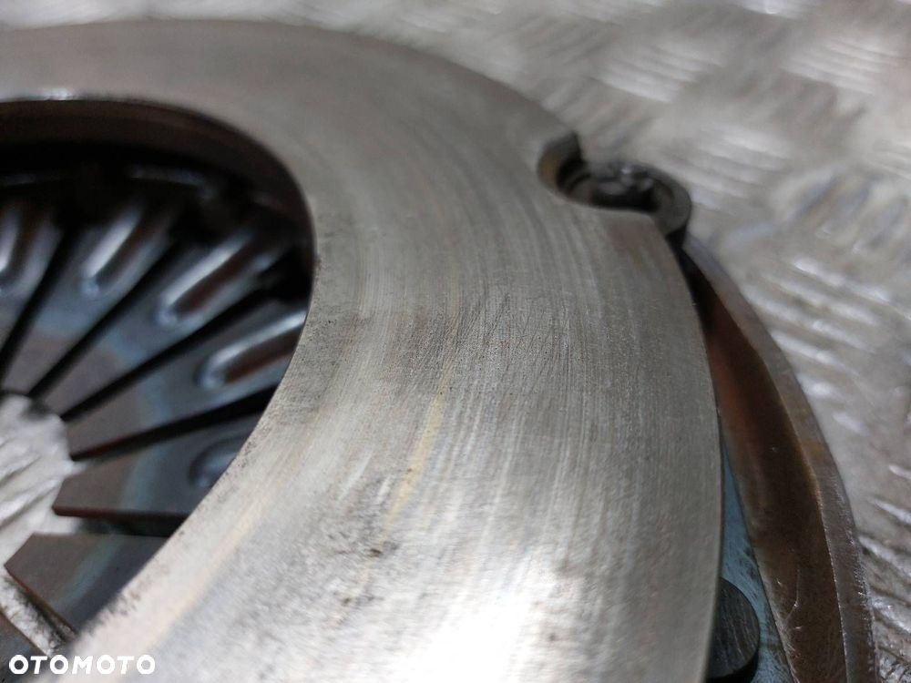 SPRZĘGŁO TARCZA + DOCISK + ŁOŻYSKO OPOROWE MAZDA 323F BJ 2.0 TD - 5