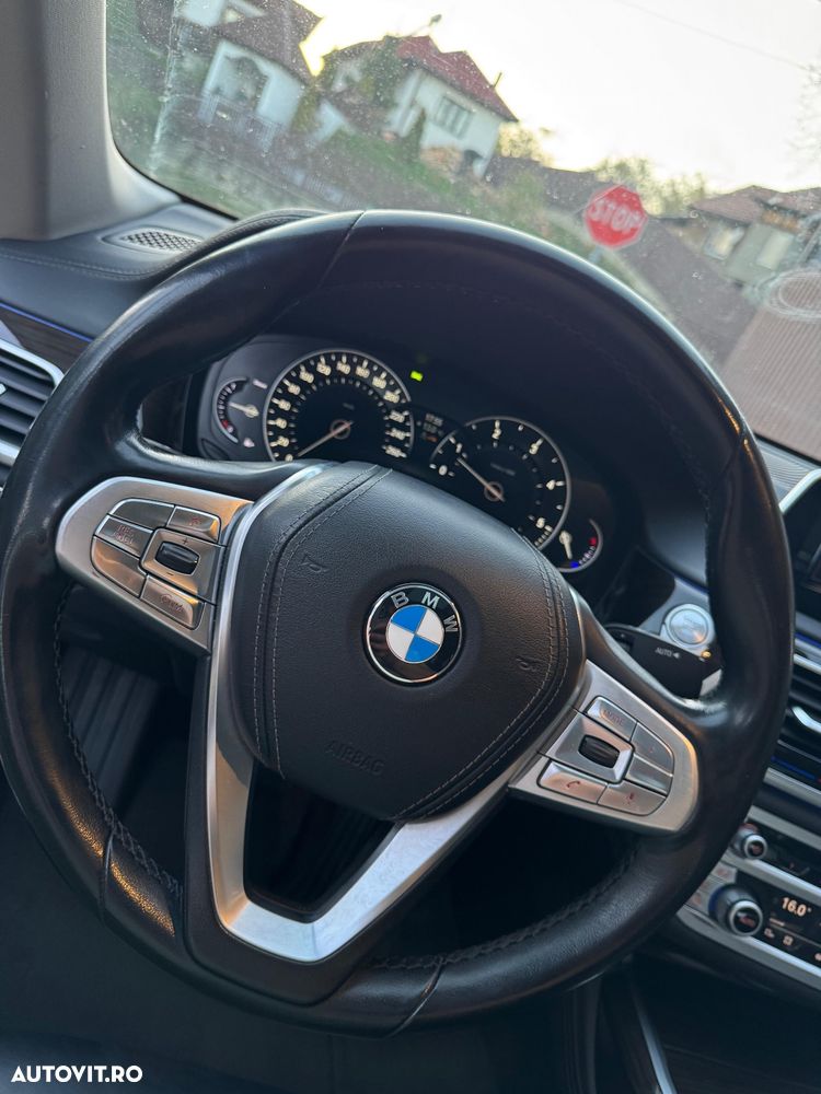 BMW Seria 7 740Ld xDrive - 22
