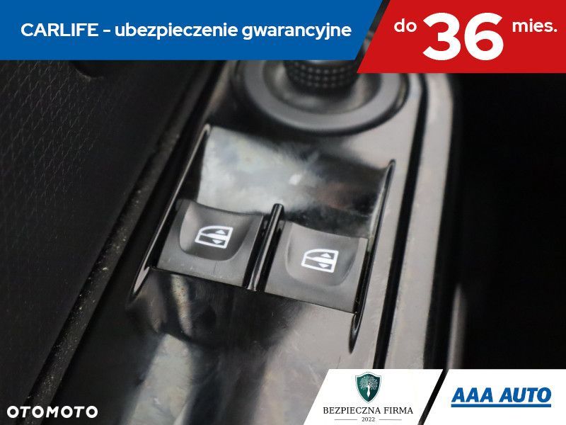 Renault Clio - 19