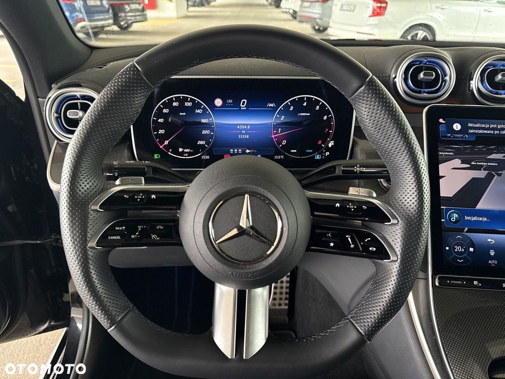 Mercedes-Benz GLC - 12