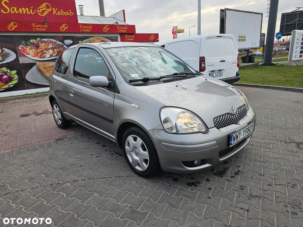 Toyota Yaris 1.3 Sol - 8