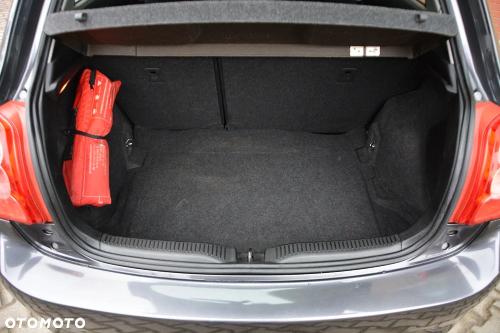 Toyota Auris 1.4 VVT-i - 17