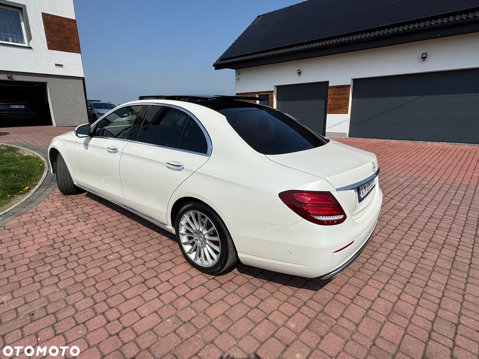 Mercedes-Benz Klasa E 200 d T 9G-TRONIC Avantgarde - 28