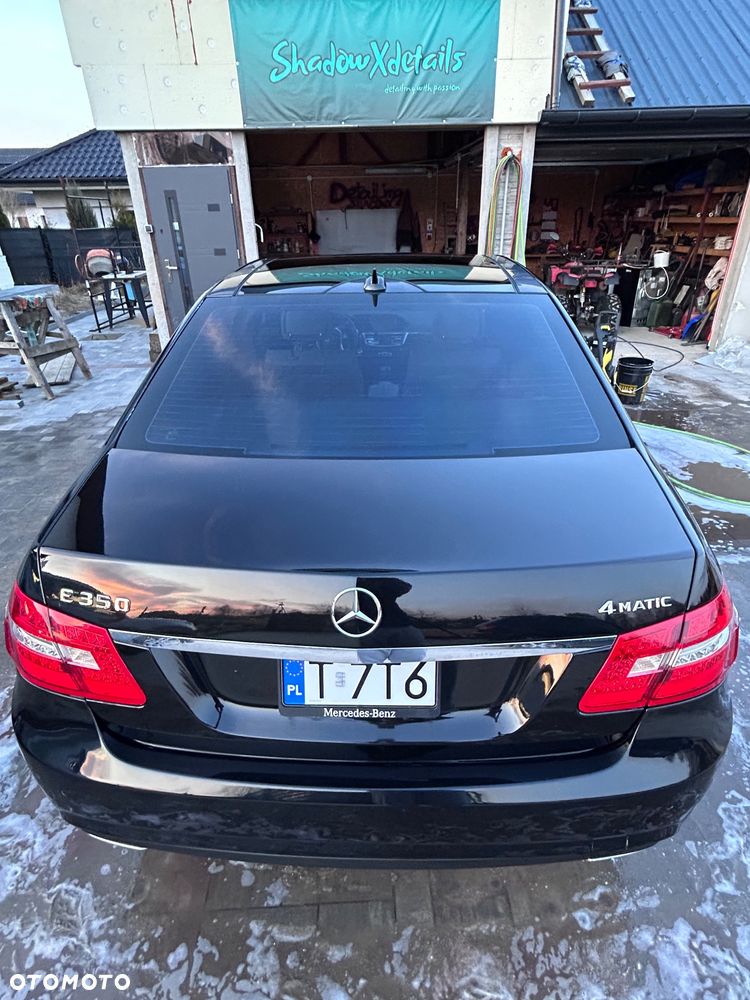 Mercedes-Benz Klasa E 350 4-Matic Classic - 4