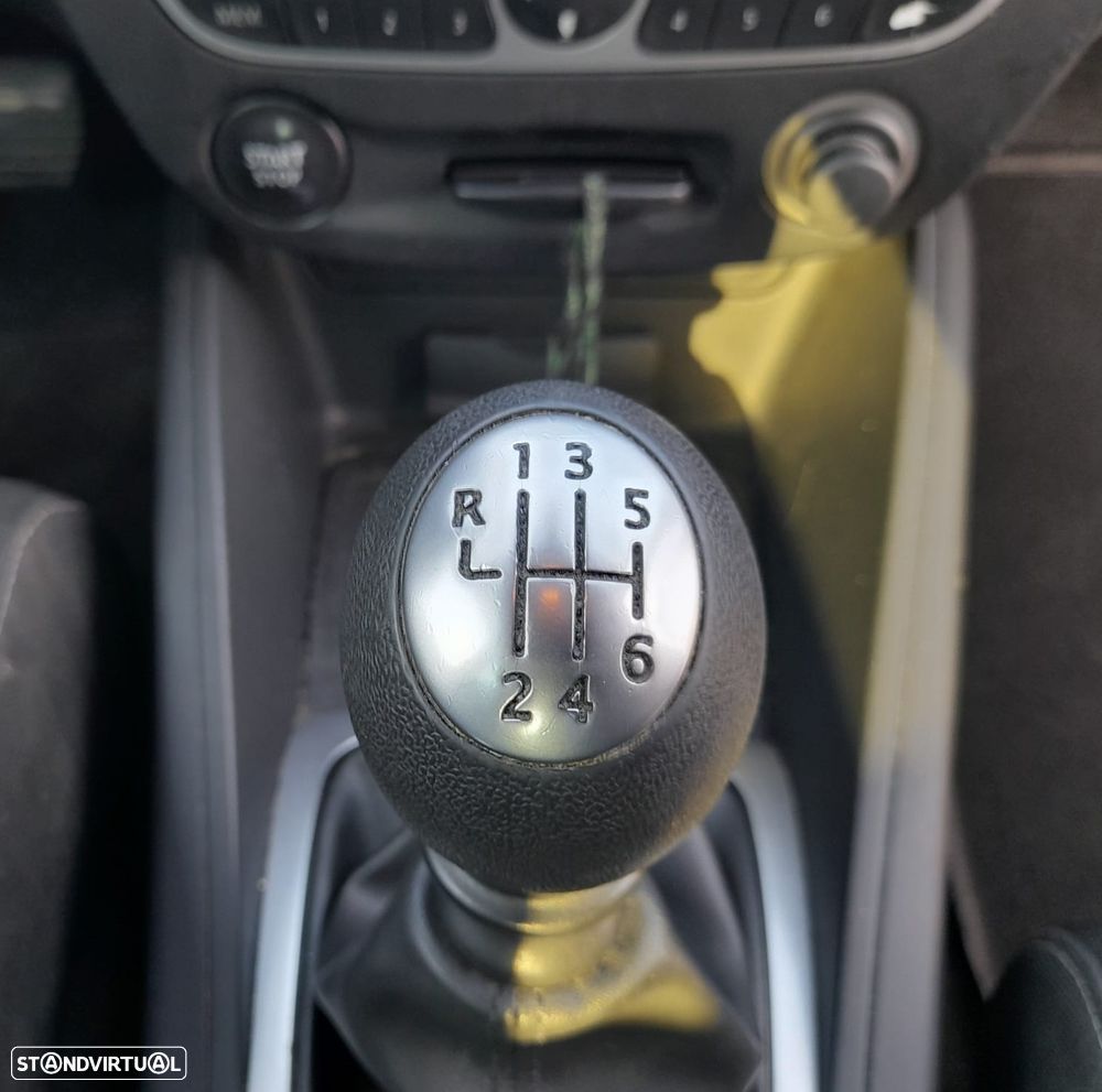 Renault Mégane 1.5 dCi Dynamique S - 13