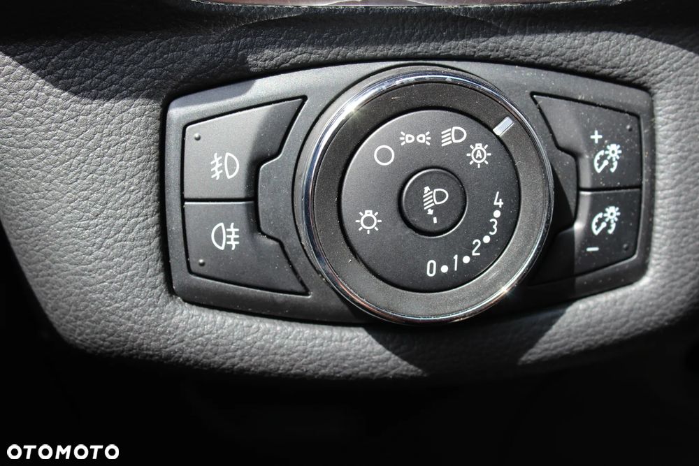 Ford B-MAX 1.0 EcoBoost Titanium - 28