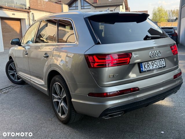 Audi Q7 - 19