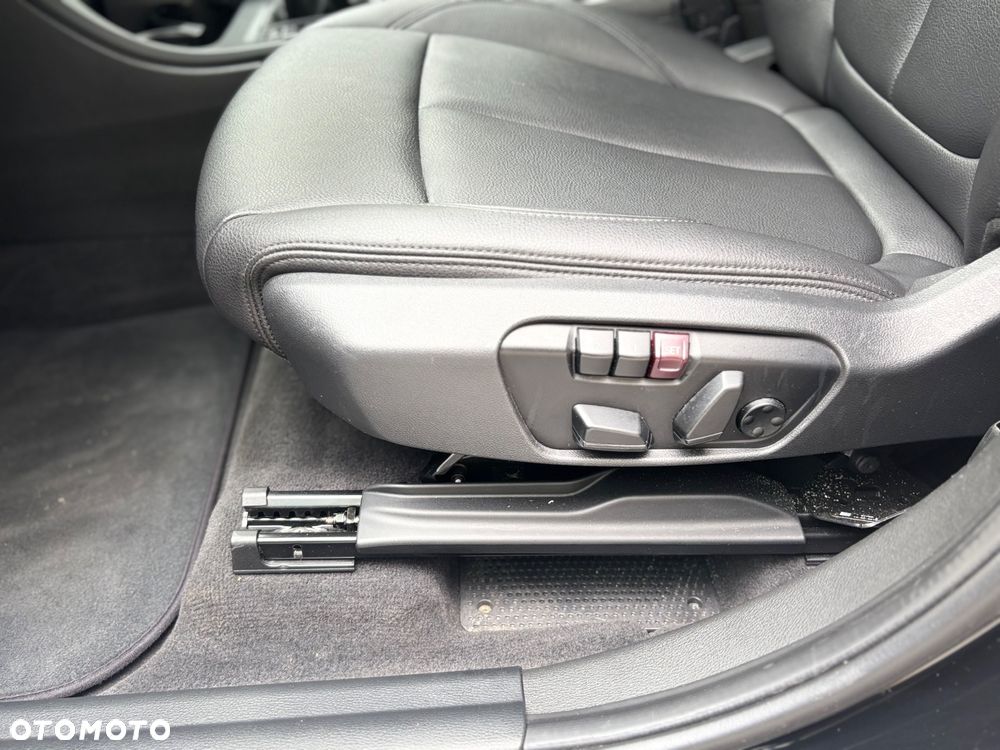 BMW X1 - 17