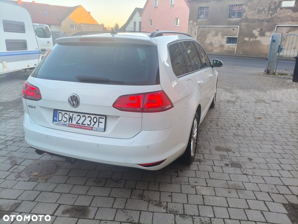 Volkswagen Golf 1.6 TDI BlueMotion Technology Cup - 5