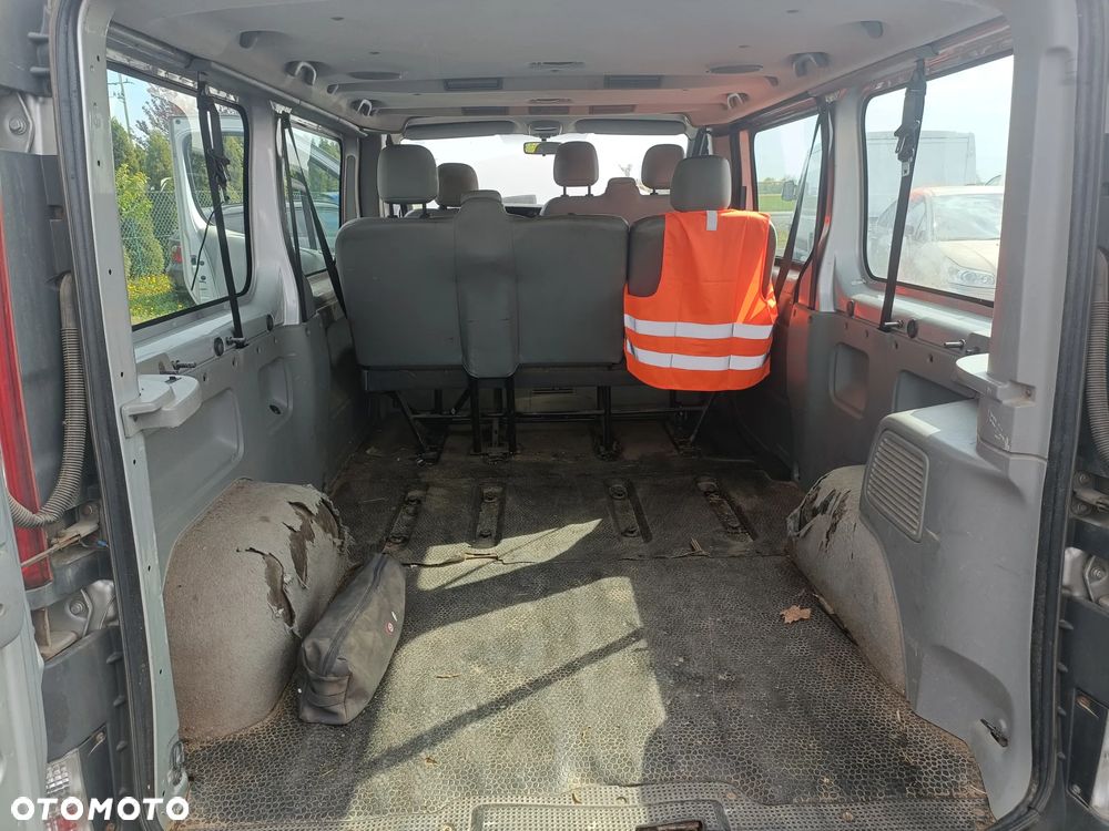 Opel Vivaro L2H1 2.9t - 22