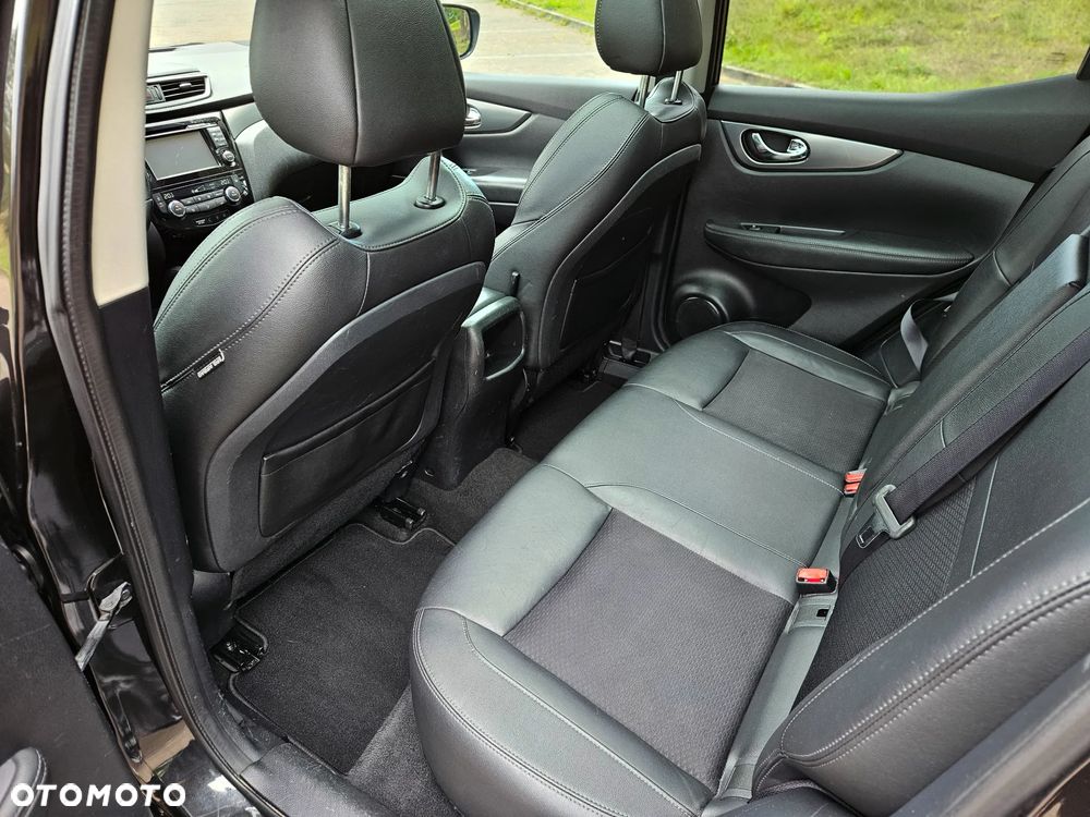 Nissan Qashqai 1.6 DCi 4x4 Tekna - 19