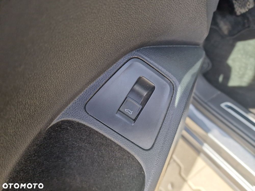 Volkswagen Tiguan Allspace 1.5 TSI EVO Elegance DSG - 33