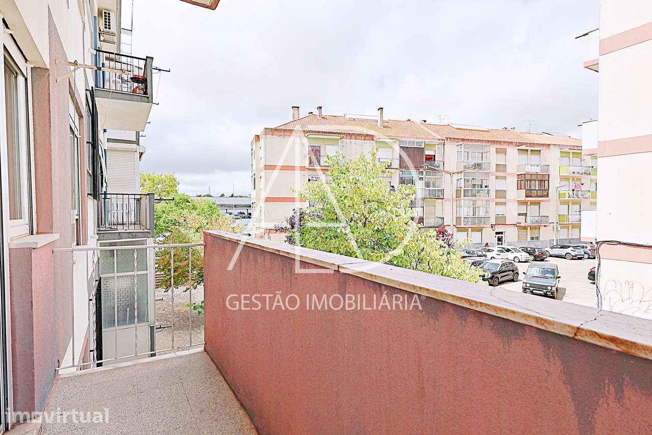 Apartamento T3 nas Paivas | Luz, conforto e localização privilegiada - Grande imagem: 4/19