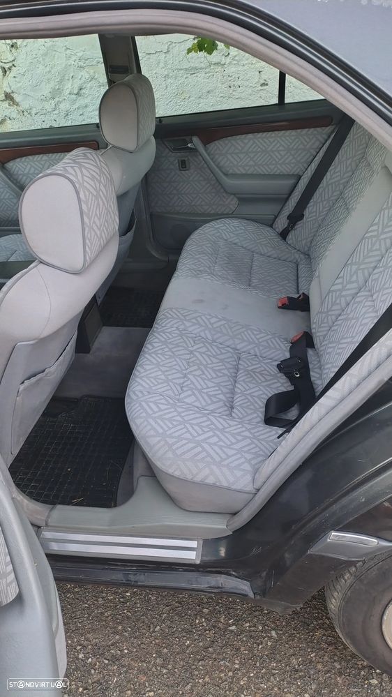 Mercedes-Benz C 220 - 6
