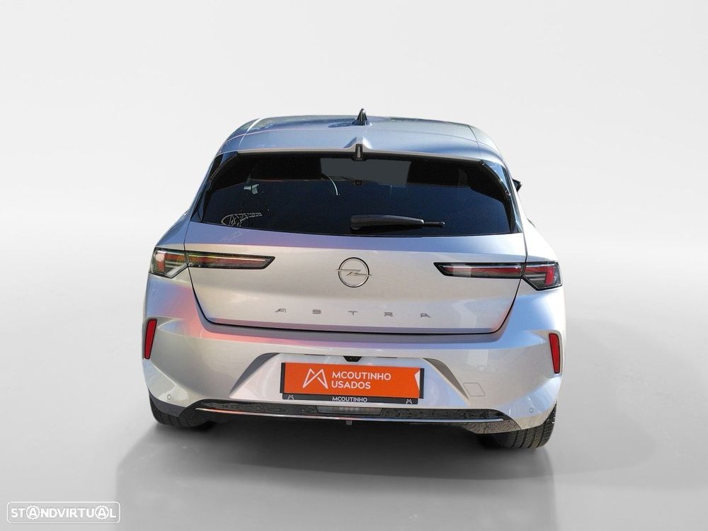 Opel Astra 1.2 T Elegance - 4
