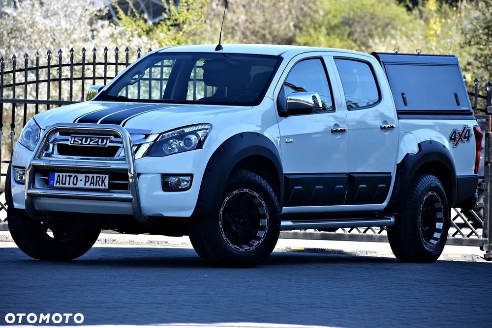 Isuzu D-Max 4x4 Double Cab Custom - 2