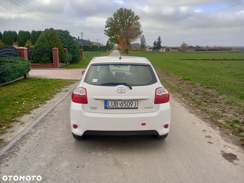 Toyota Auris - 6