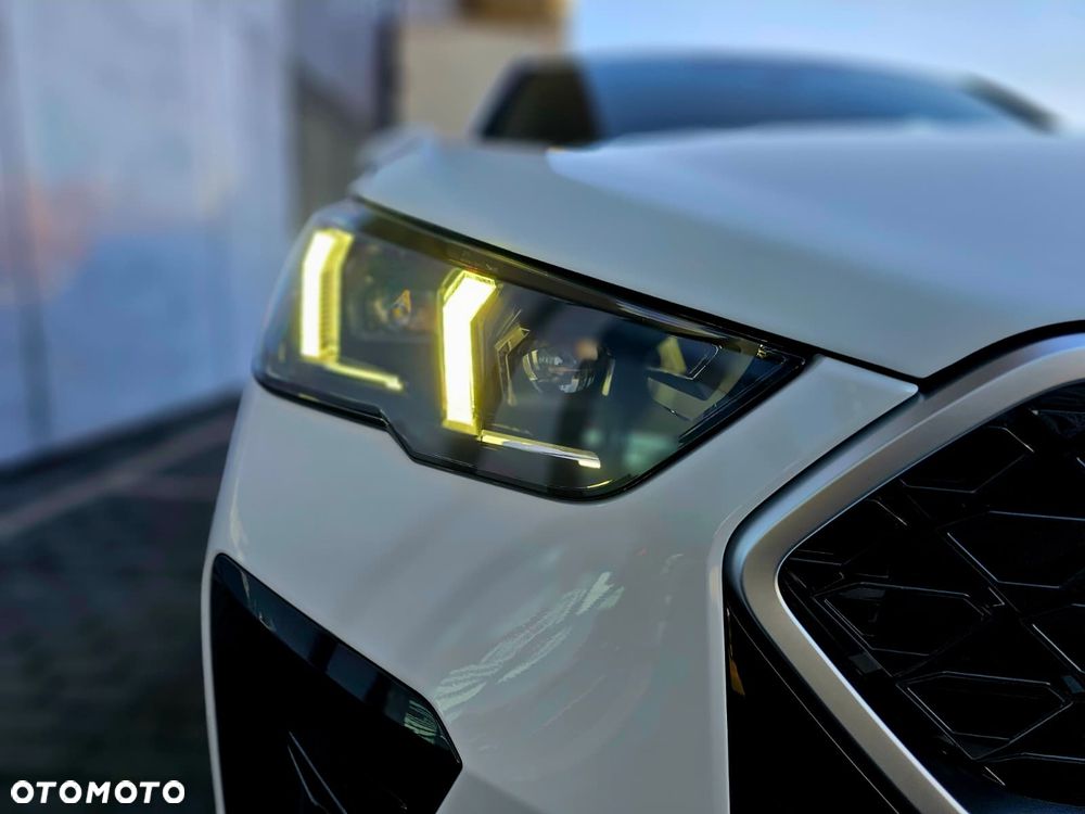 BMW X2 sDrive18d - 12