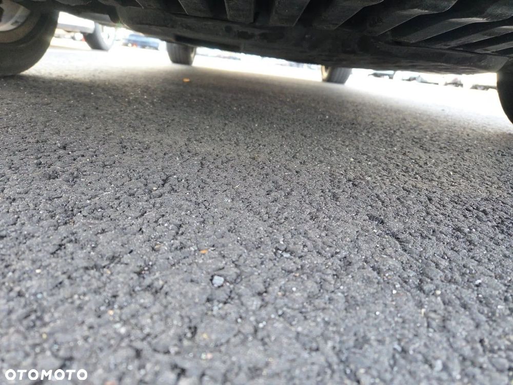 Mercedes-Benz Klasa C 300 9G-TRONIC - 15