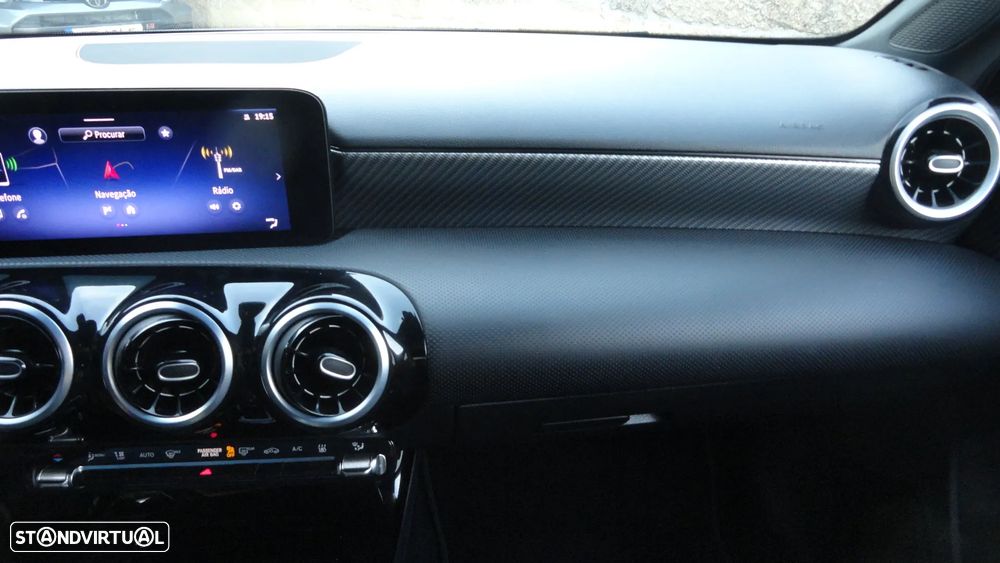 Mercedes-Benz A 250 - 18