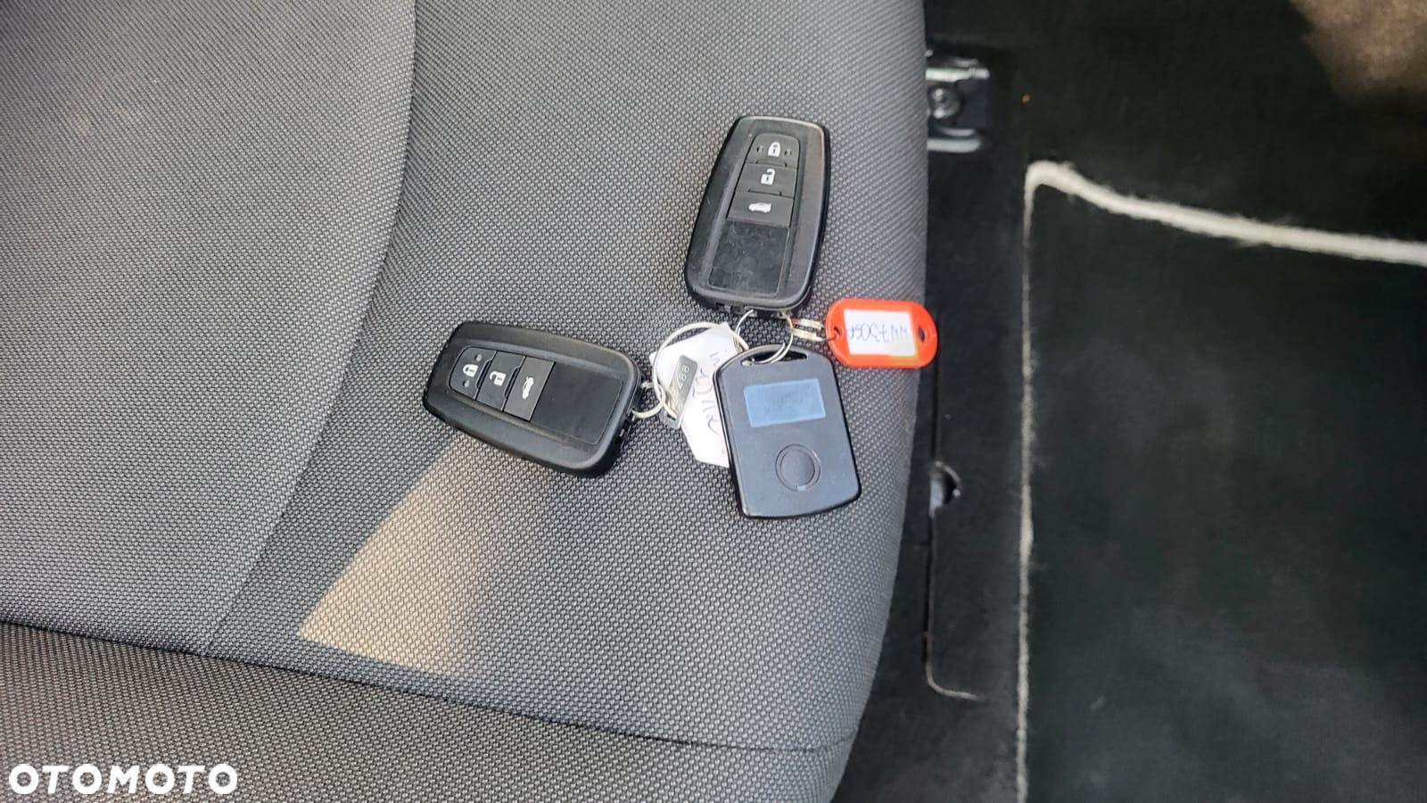 Toyota Corolla 1.8 Hybrid GPF Comfort - 8
