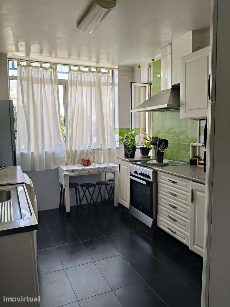 Apartamento T3 junto ao metro de Moscavide - Grande imagem: 4/21
