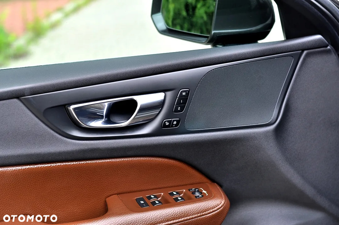 Volvo V60 D3 AWD Inscription - 17