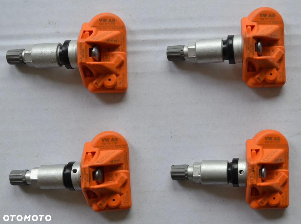 CZUJNIKI CIŚNIENIA TPMS OEM VW SKODA AUDI 5Q0907275F x4szt C-375 - 2