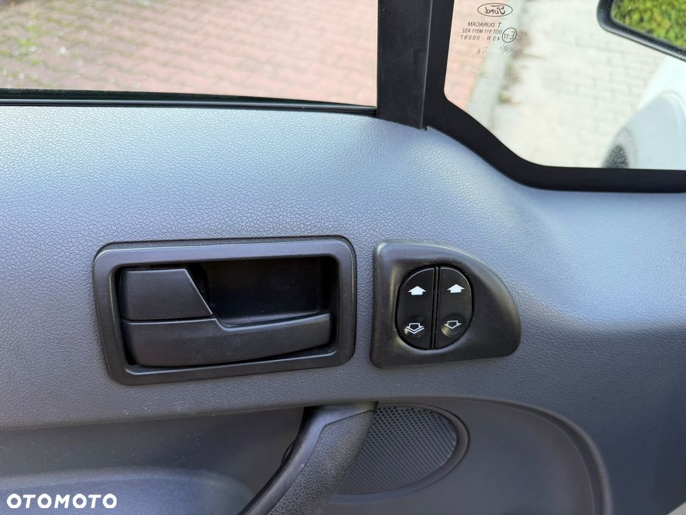Ford Transit Connect - 20