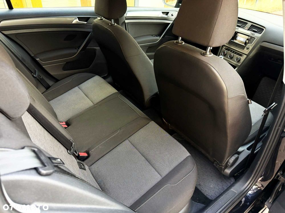 Volkswagen Golf Variant - 8