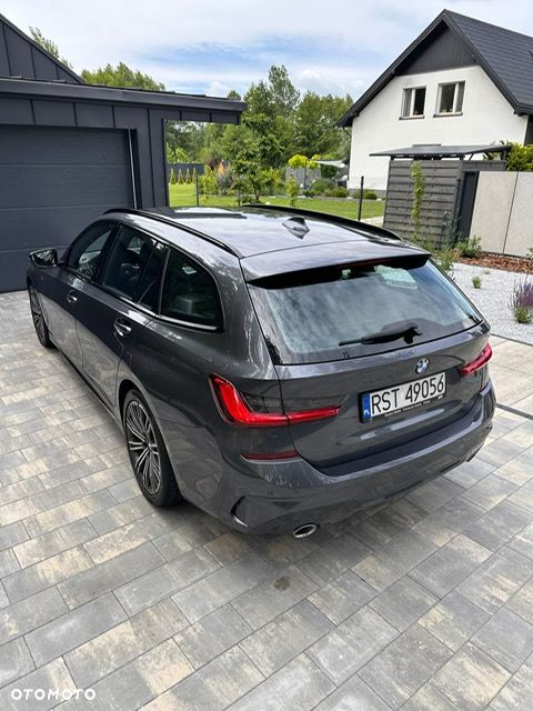 BMW Seria 3 320d xDrive MHEV M Sport sport - 10