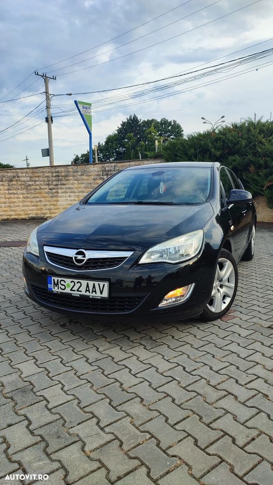 Opel Astra - 1