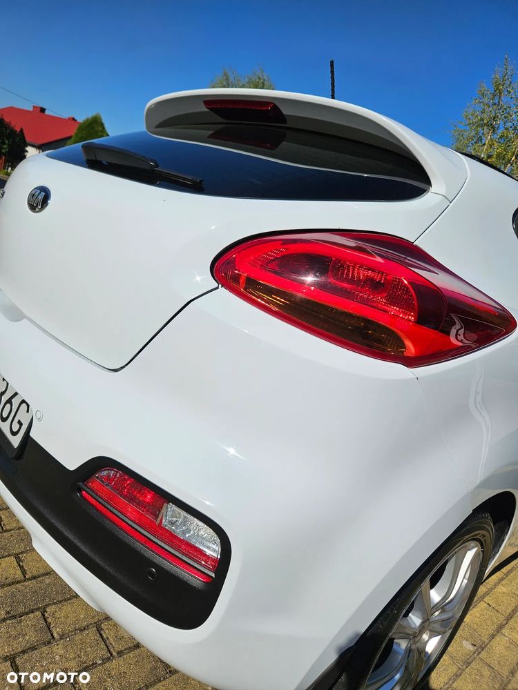 Kia Ceed 1.6 GDI Business Line - 38
