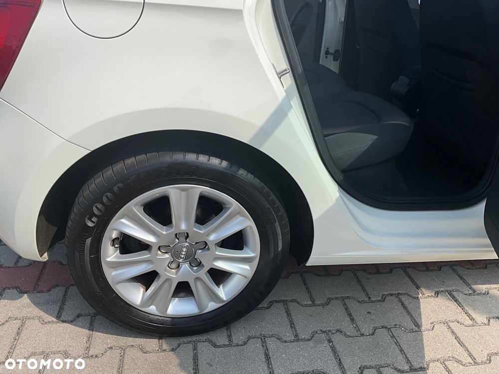 Audi A1 Sportback 1.2 TFSI Ambition - 14