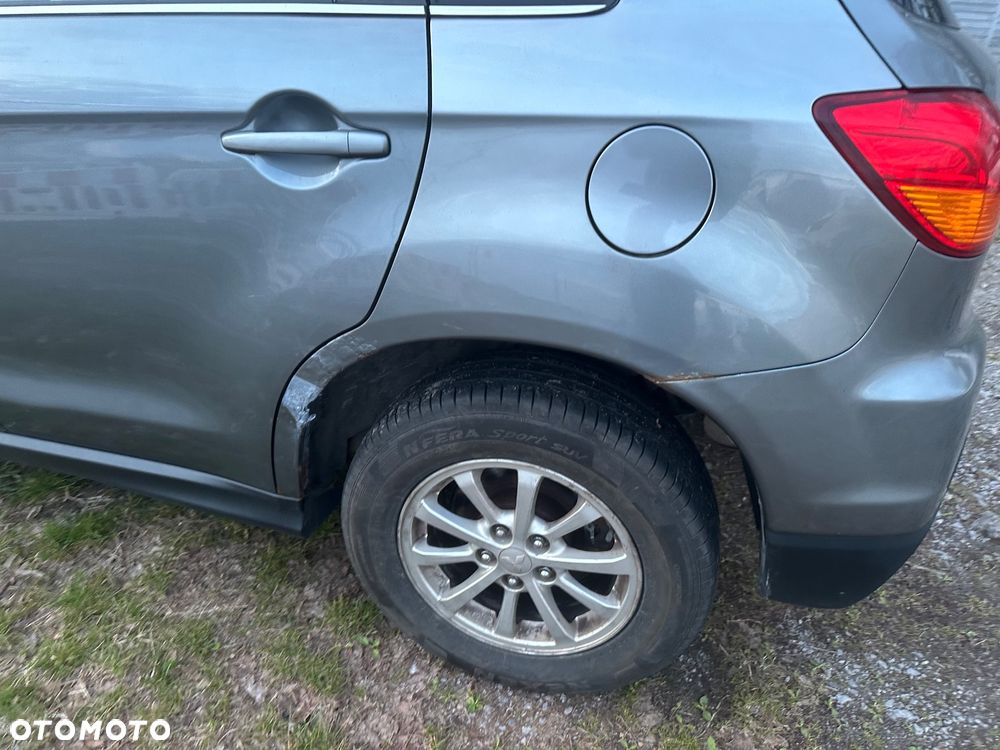 Mitsubishi ASX 1.8 DID Instyle 4WD AS&G - 19