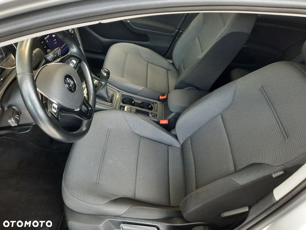 Volkswagen Golf 1.5 TSI BMT Evo Comfortline - 16