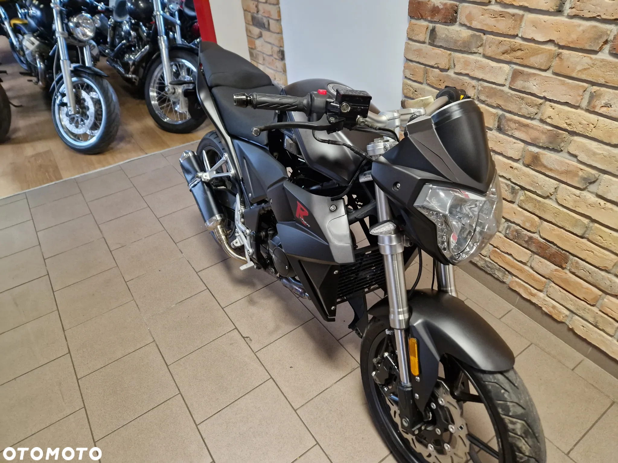 Yamaha TZR - 2