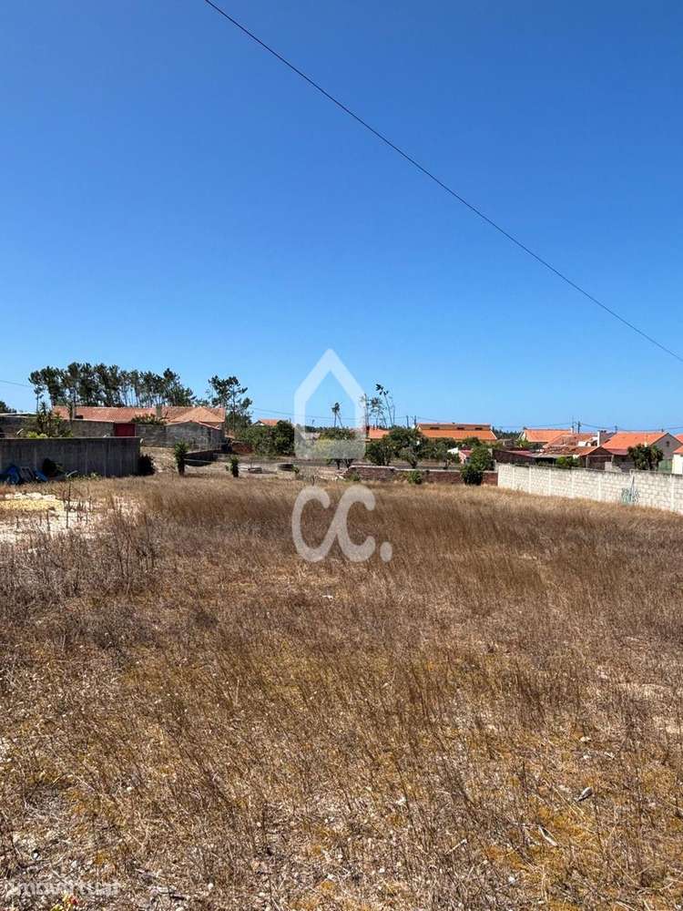 Terreno inserido no aglomerado urbano, com viabilidade de construção u - Grande imagem: 2/7