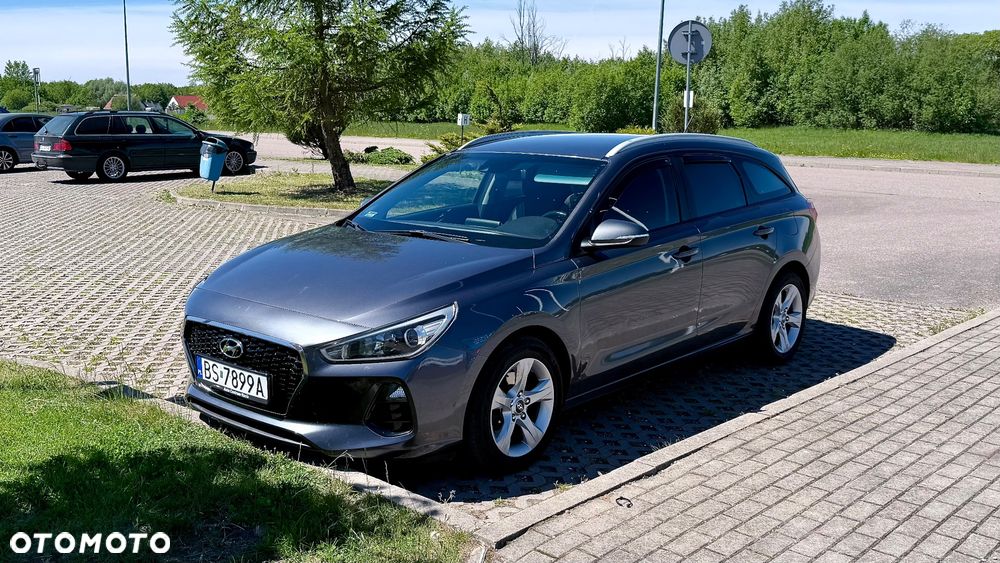 Hyundai i30 1.6 CRDi Classic + - 1
