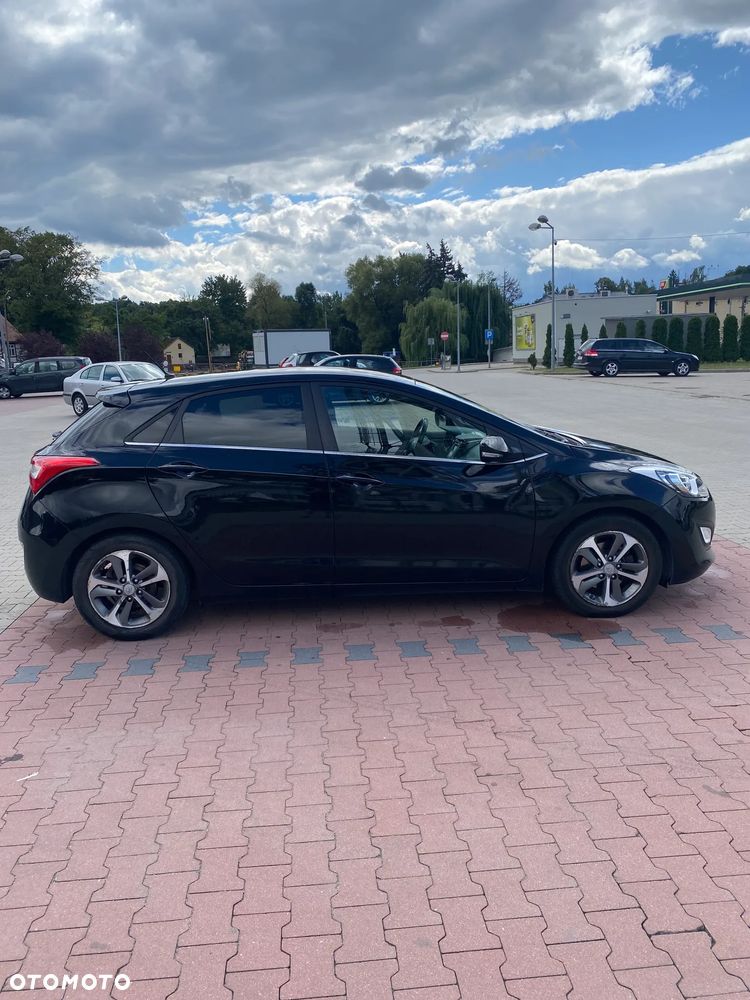 Hyundai i30 1.4 BlueDrive Go - 4
