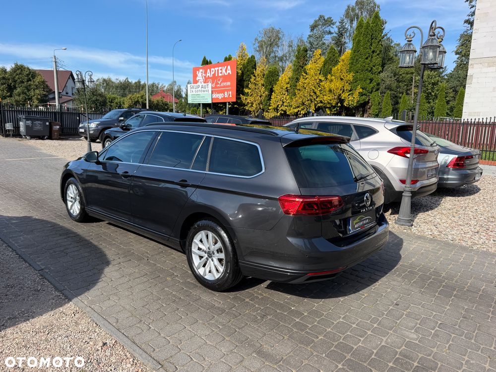 Volkswagen Passat 1.5 TSI EVO Elegance - 4