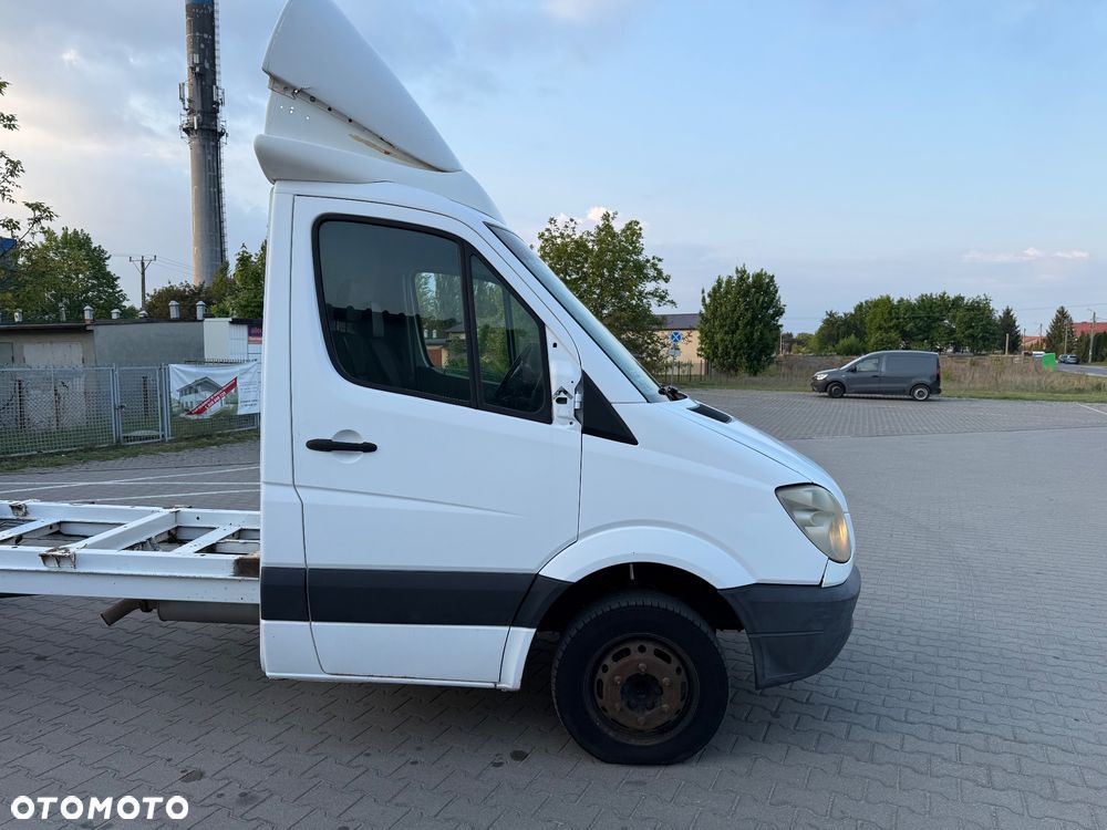 Mercedes-Benz Sprinter - 5