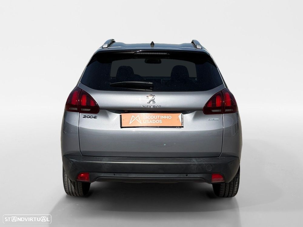 Peugeot 2008 1.6 BlueHDi Style - 4