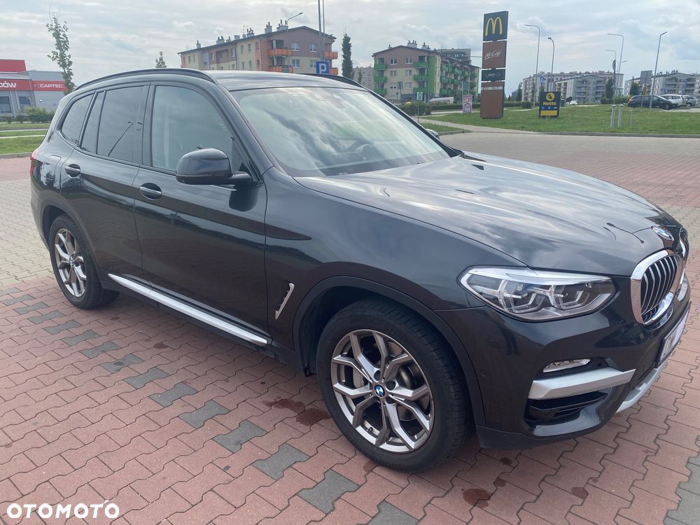 BMW X3 xDrive30i GPF Luxury Line - 1